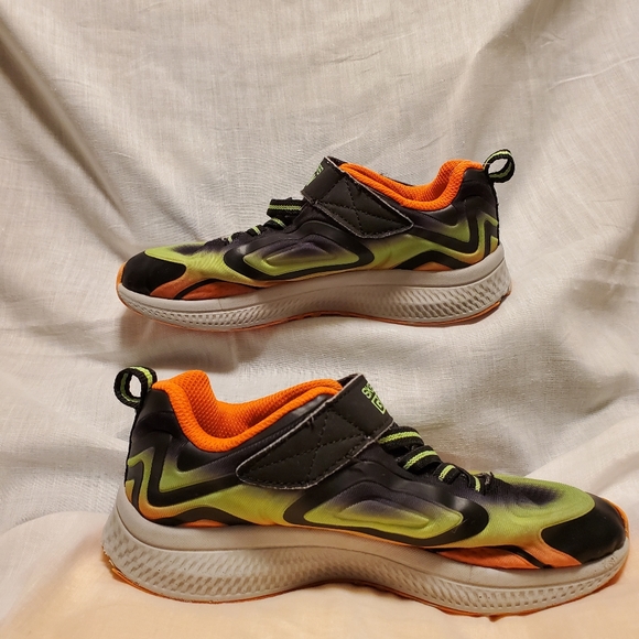 Boy's Skechers Go Run Sneakers Size 1 Neon Orange Lime Green with Black - Picture 1 of 5